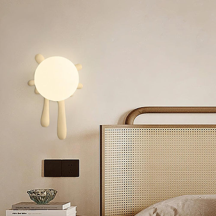Lustra Applique Murale Abstraite Résine Éclat Globe Lumineux Ludique Artistique - Neutralighting