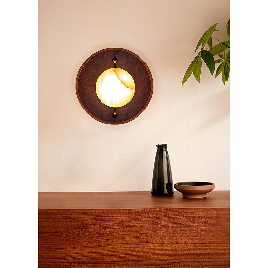 Evtala Applique Murale Moderne Minimaliste en Métal et Albâtre - Neutralighting