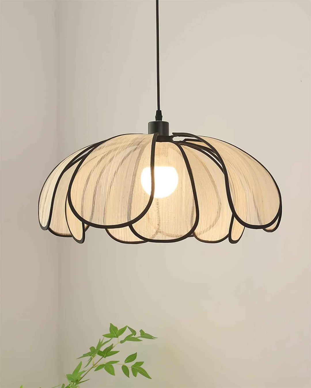 Lampe Hikari en Métal – Design Contemporain