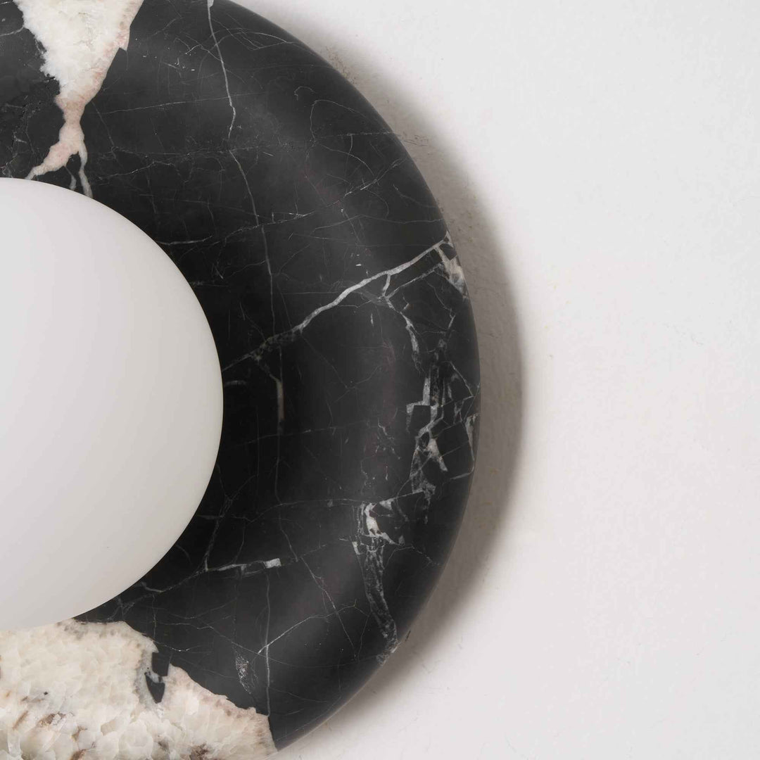 Lampe Uvinos en Verre – Design Contemporain