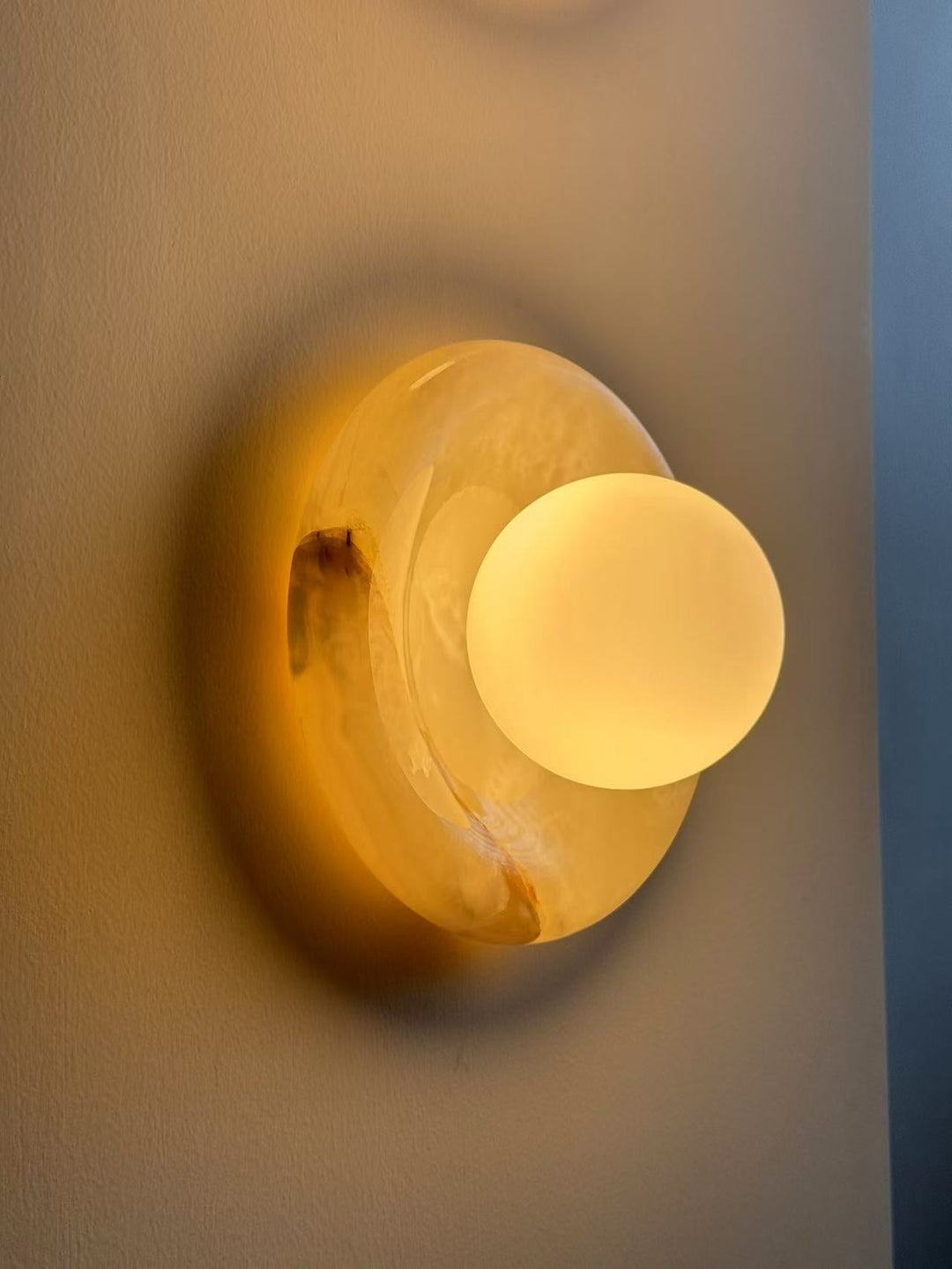 Aursilos Applique Murale Verre Jade Blanc Art Nordique Premium - Neutralighting