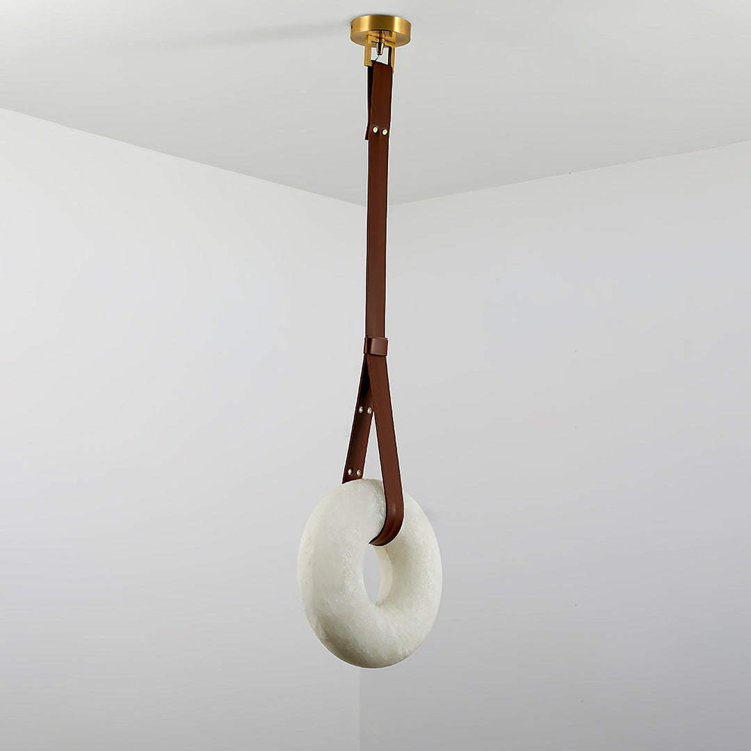 Aira Suspension Lampe Anneau en albâtre Lanières en cuir Luxe scandinave - Neutralighting