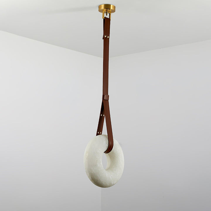 Aira Suspension Lampe Anneau en albâtre Lanières en cuir Luxe scandinave - Neutralighting