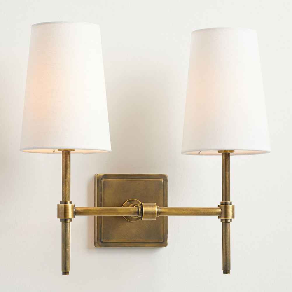 Lampe Vicarara en Laiton – Design Contemporain