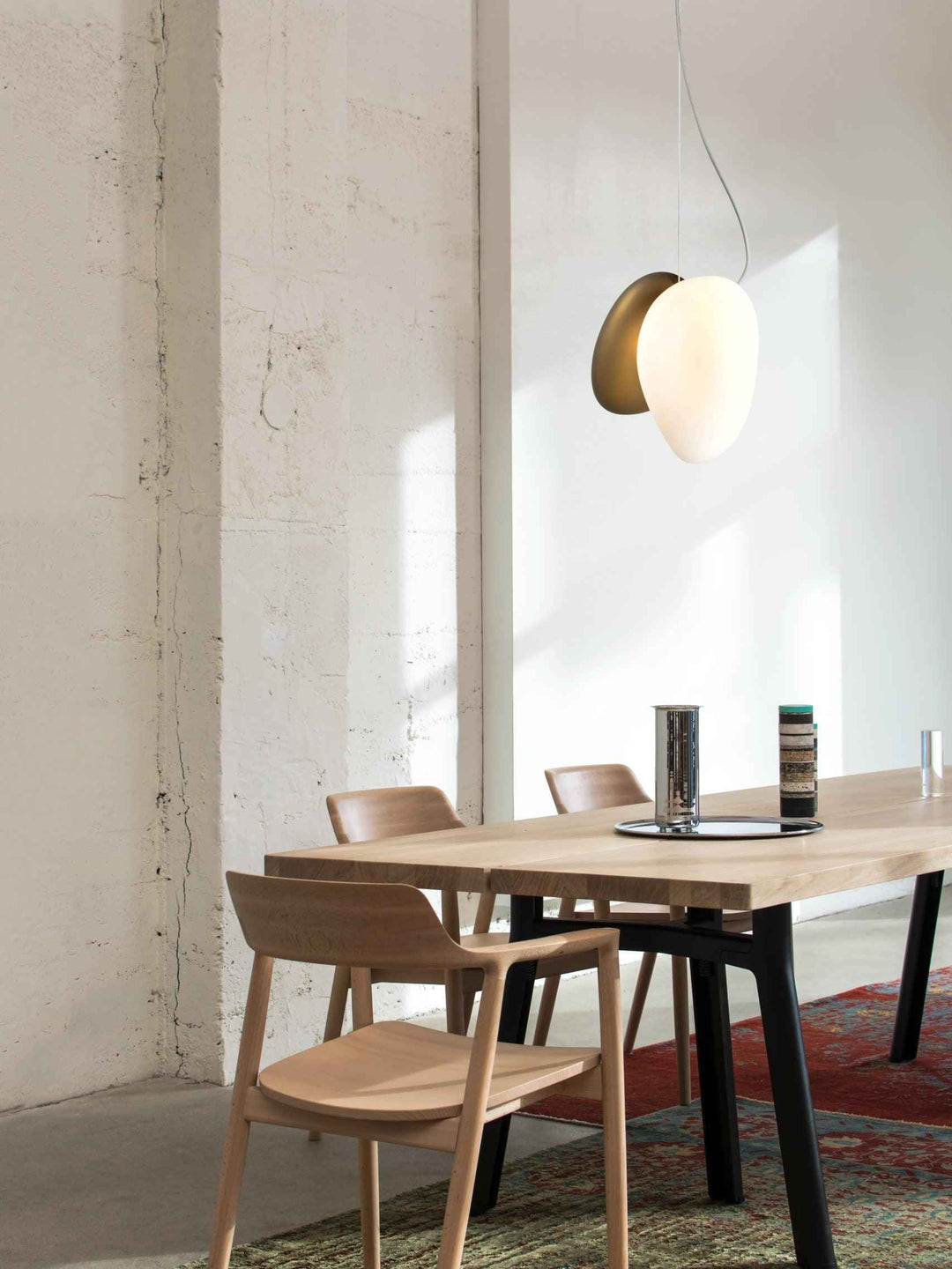 Lampe Eclipse en Verre – Design Contemporain