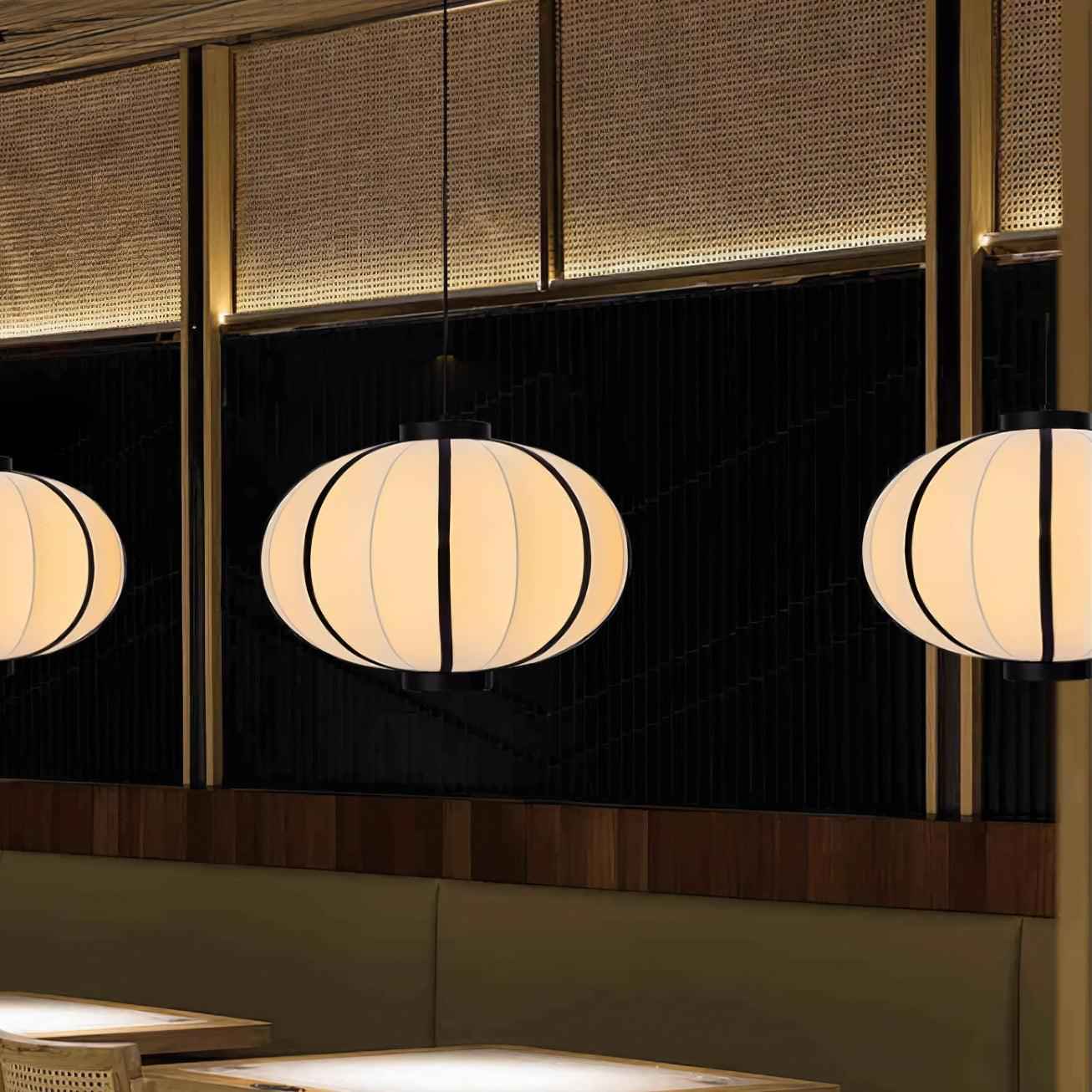 Lampe Auro en Métal – Élégance Moderne