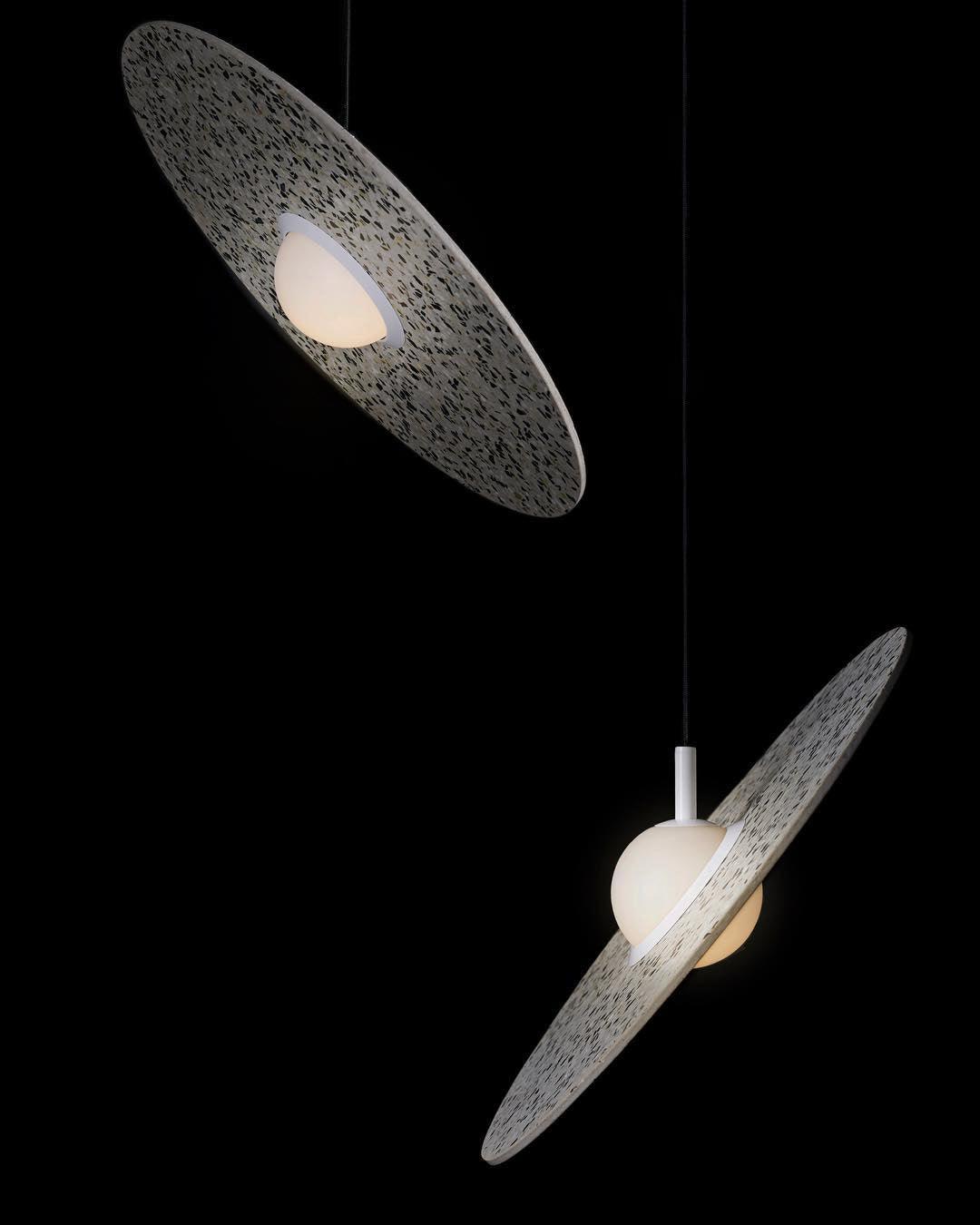 Lustra Suspension Planet pour Salon - Neutralighting