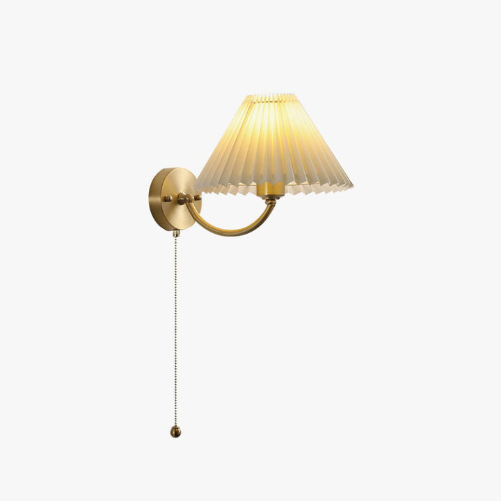 Abbotswell Élégance Plissé Laiton Tissu Applique Murale - Neutralighting