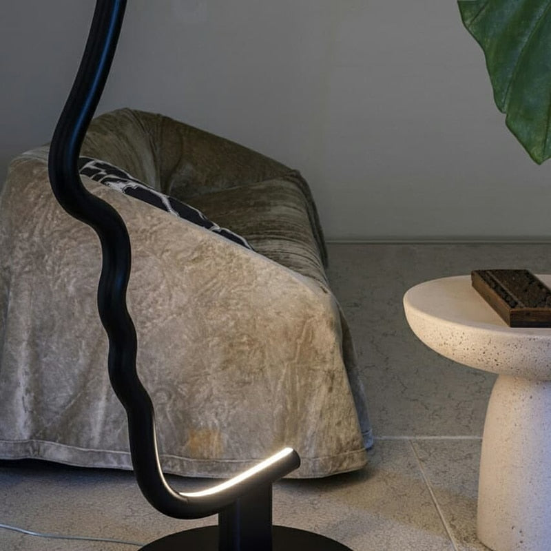 Ray Lampe sur pied Led visage de humain postmoderne pour la chambre - Neutralighting