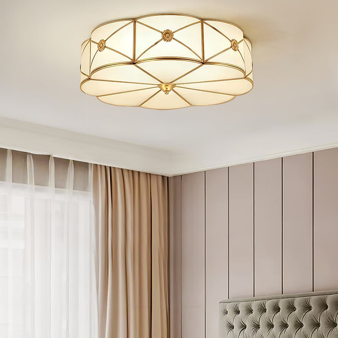 Solara Plafonnier Laiton Coquille Dépoli Classique - Neutralighting