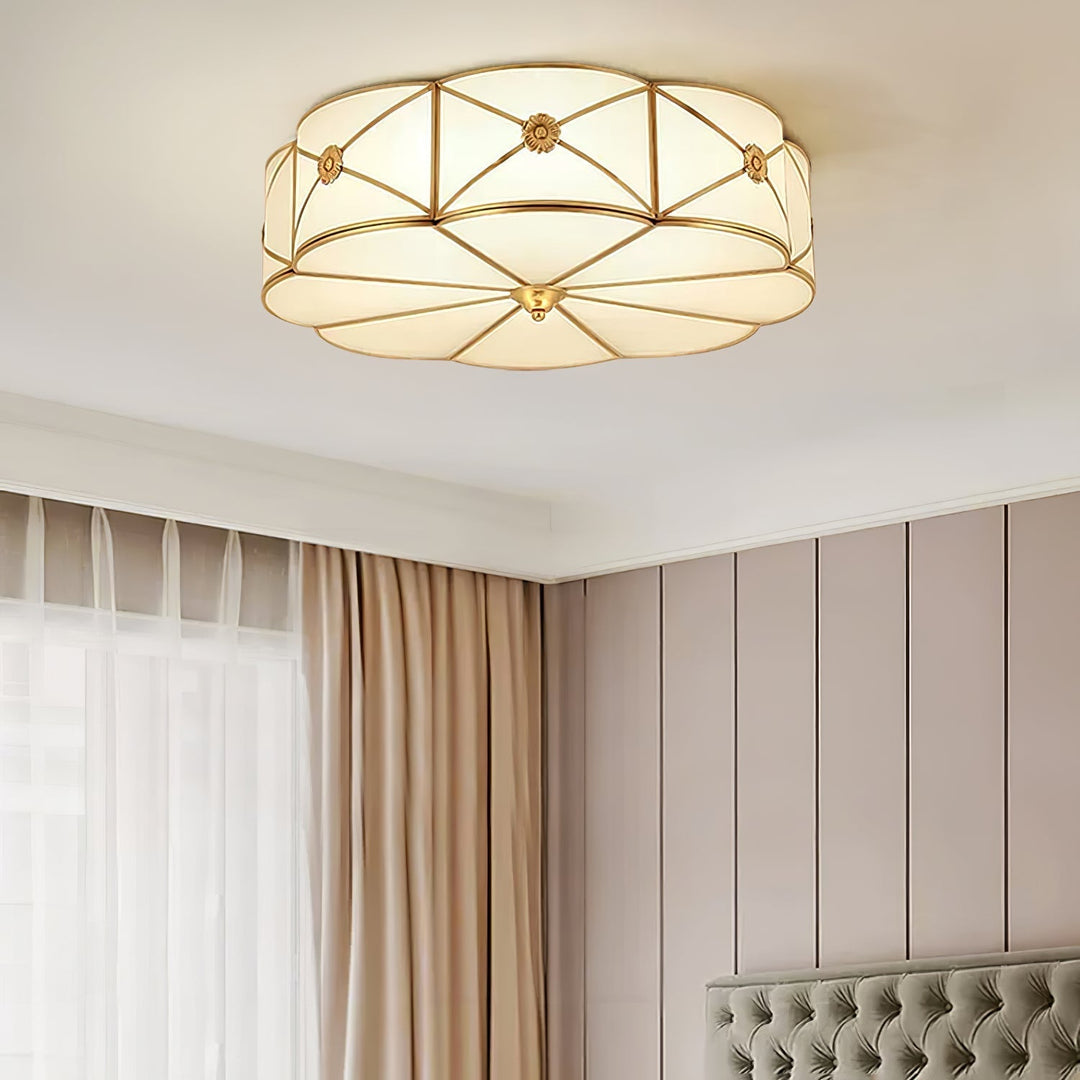 Solara Plafonnier Laiton Coquille Dépoli Classique - Neutralighting