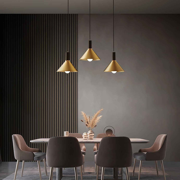 Orion Lampe Pendante Conique en Laiton - Neutralighting