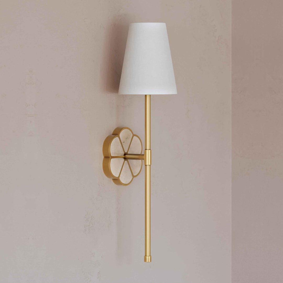 Lampe Product en Laiton – Ambiance Contemporaine