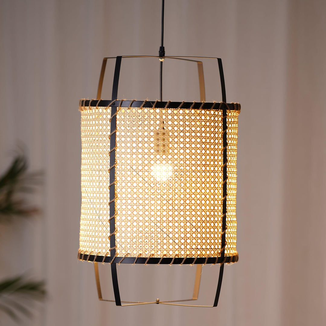 Solara PeSuspension Cadre en Rotin Canné Industriel - Neutralighting