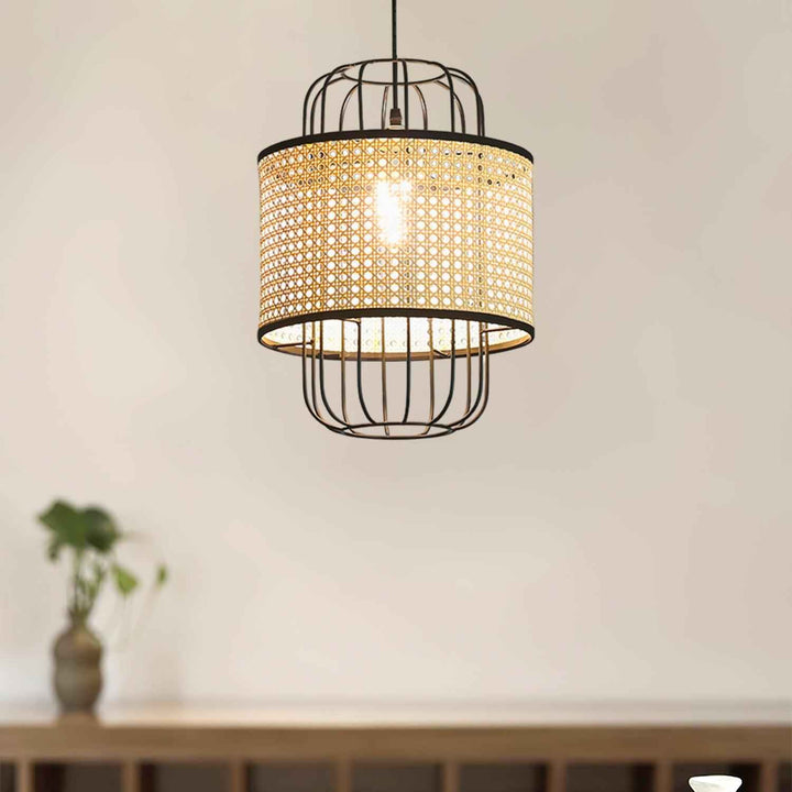 Lampe Evtheyra en Métal – Design Contemporain