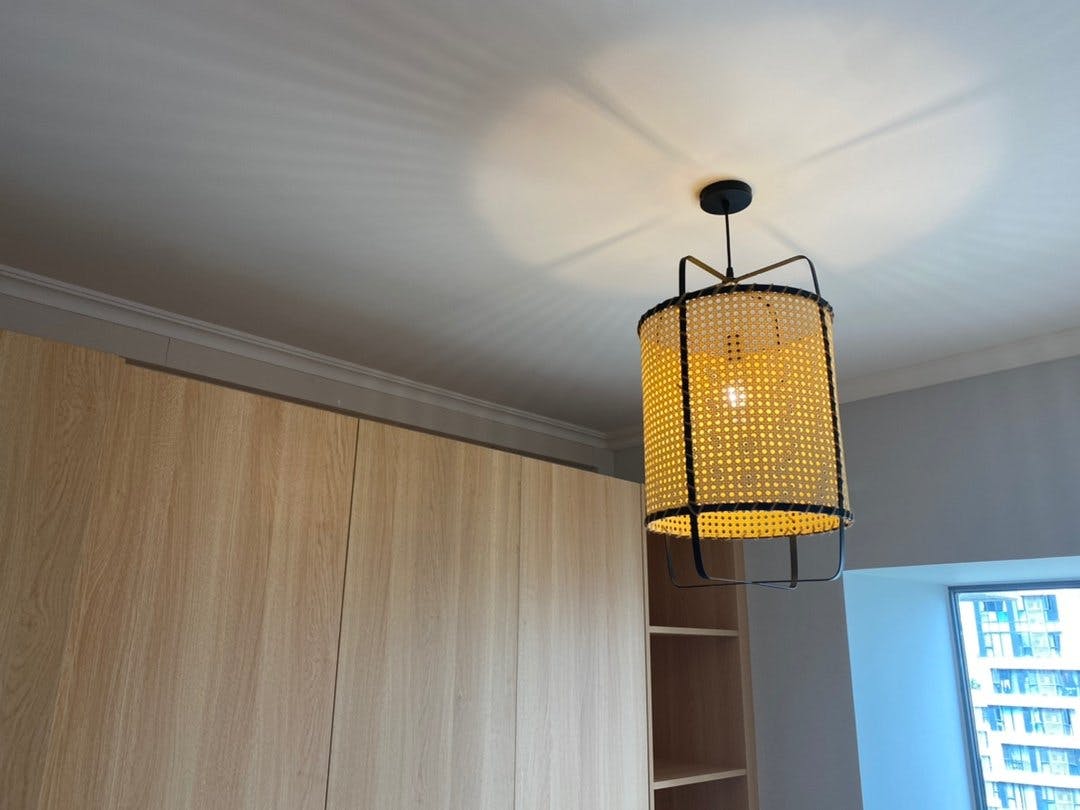 Solara PeSuspension Cadre en Rotin Canné Industriel - Neutralighting