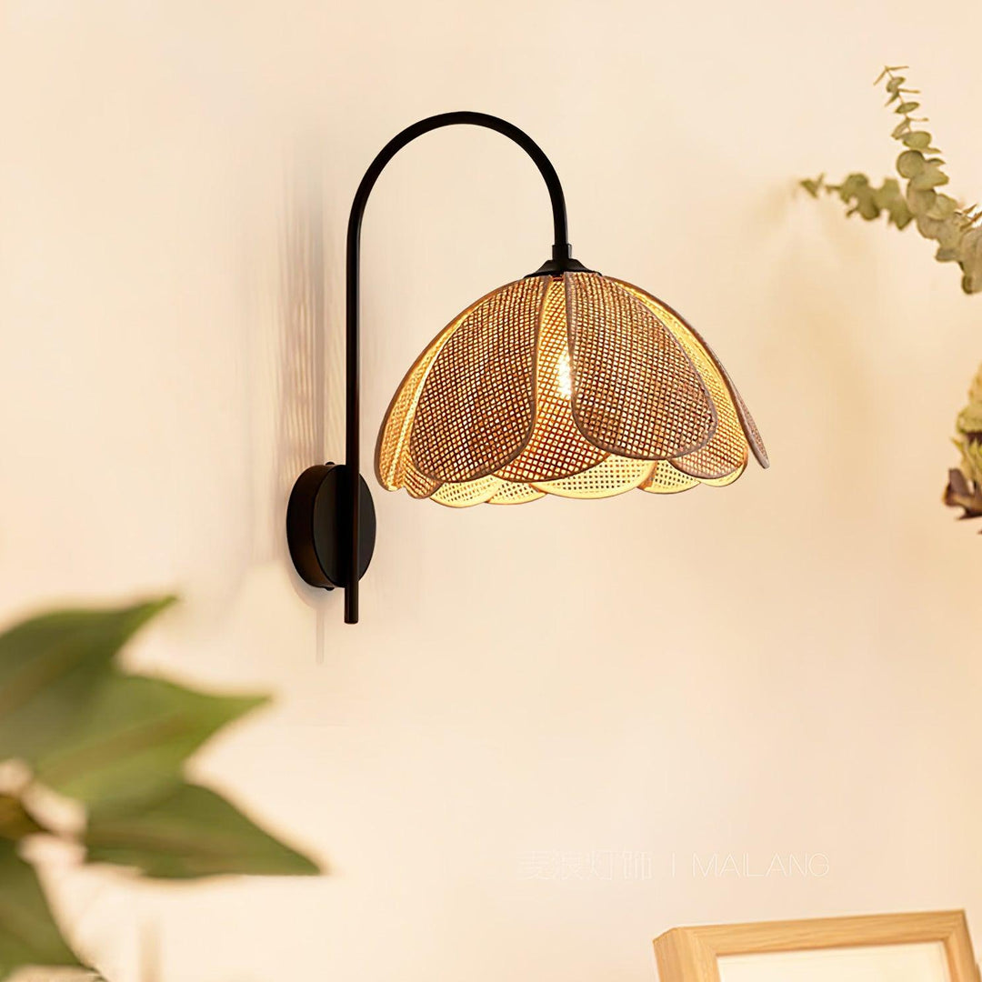 Zevelia Applique Murale Rattan Pétale Naturel Élégance - Neutralighting