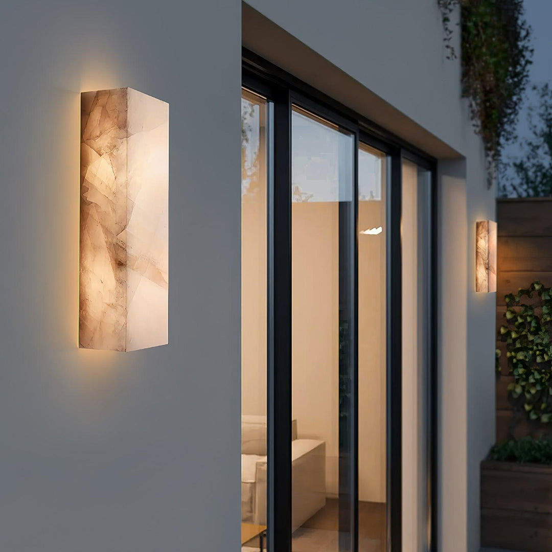 Orvian Applique Murale Extérieure Minimaliste en Albâtre - Neutralighting