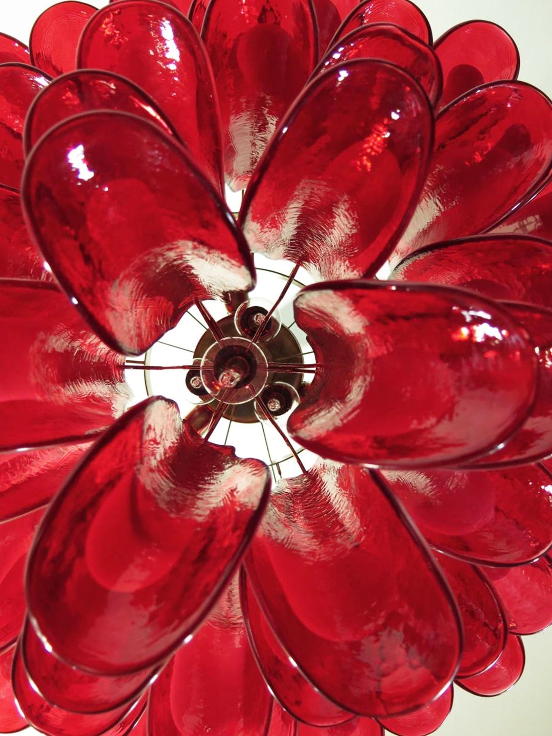 Aurora Chandelier Pétales en Verre de Murano Rouge - Neutralighting