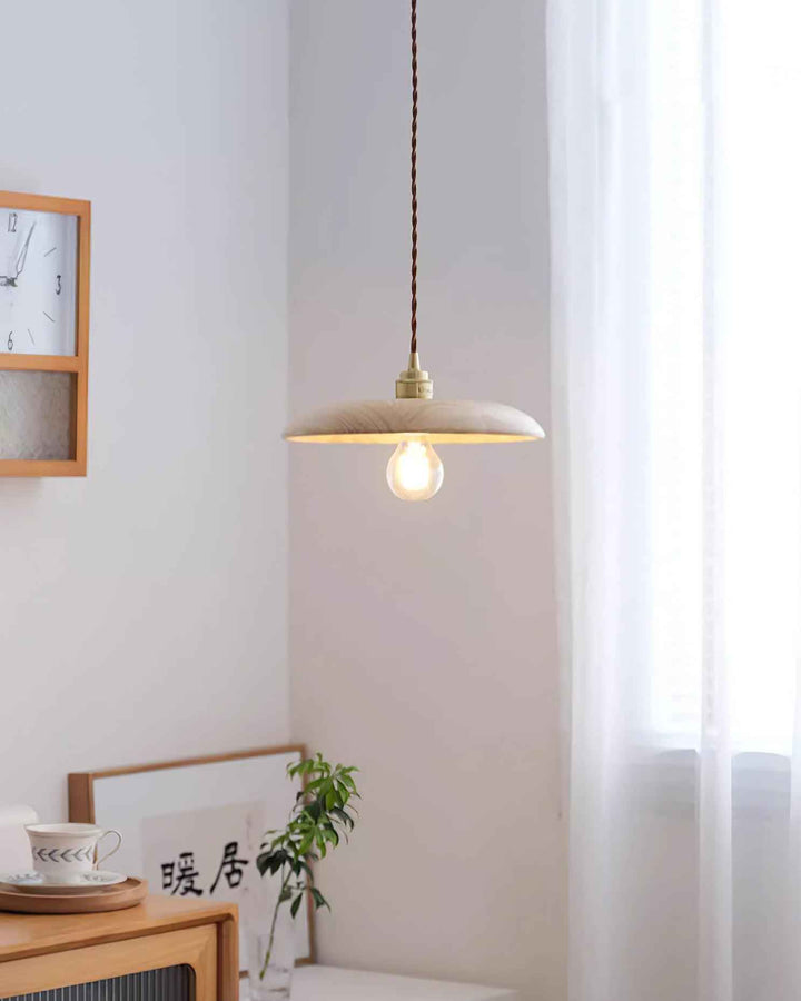 Lampe Edolin en Laiton – Design Contemporain