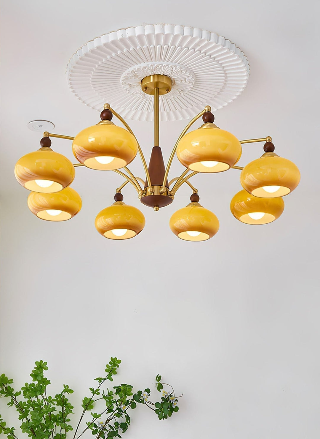 Lustra Suspension Rétro en Verre Jaune et Laiton - Neutralighting