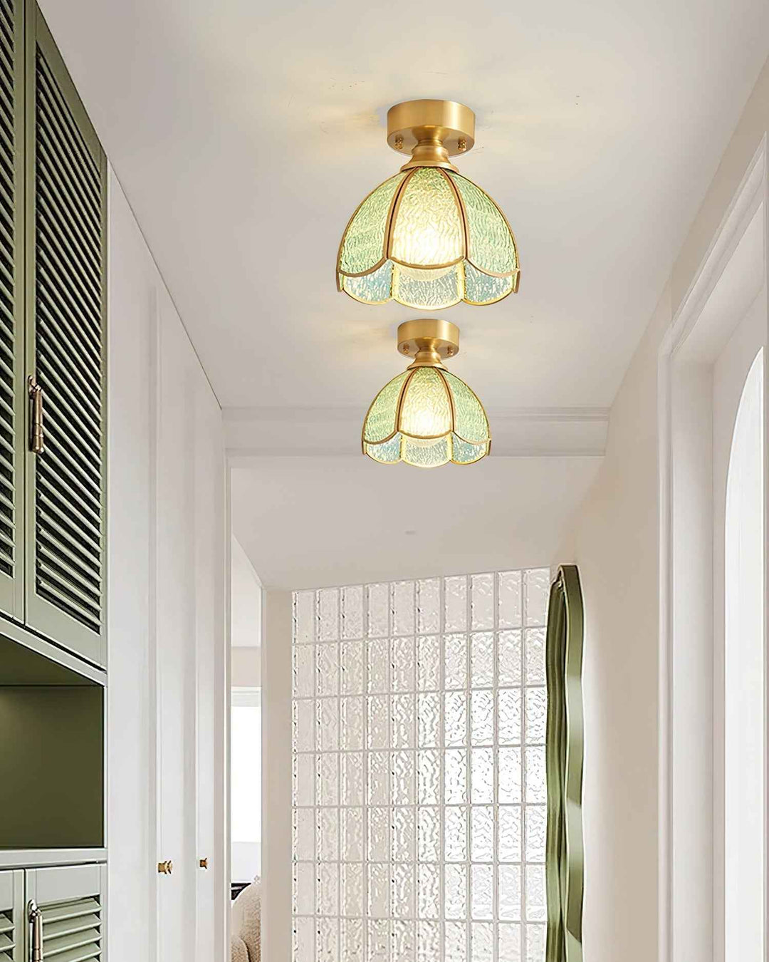 Lampe Prisman en Laiton – Design Contemporain