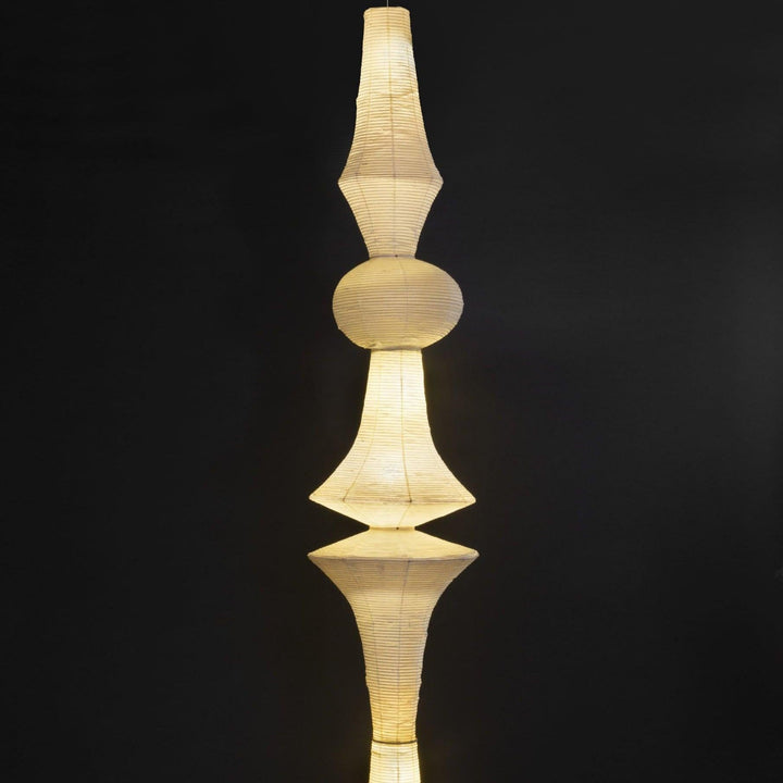 Faye Suspension Sculpturale Verticale en Papier - Neutralighting