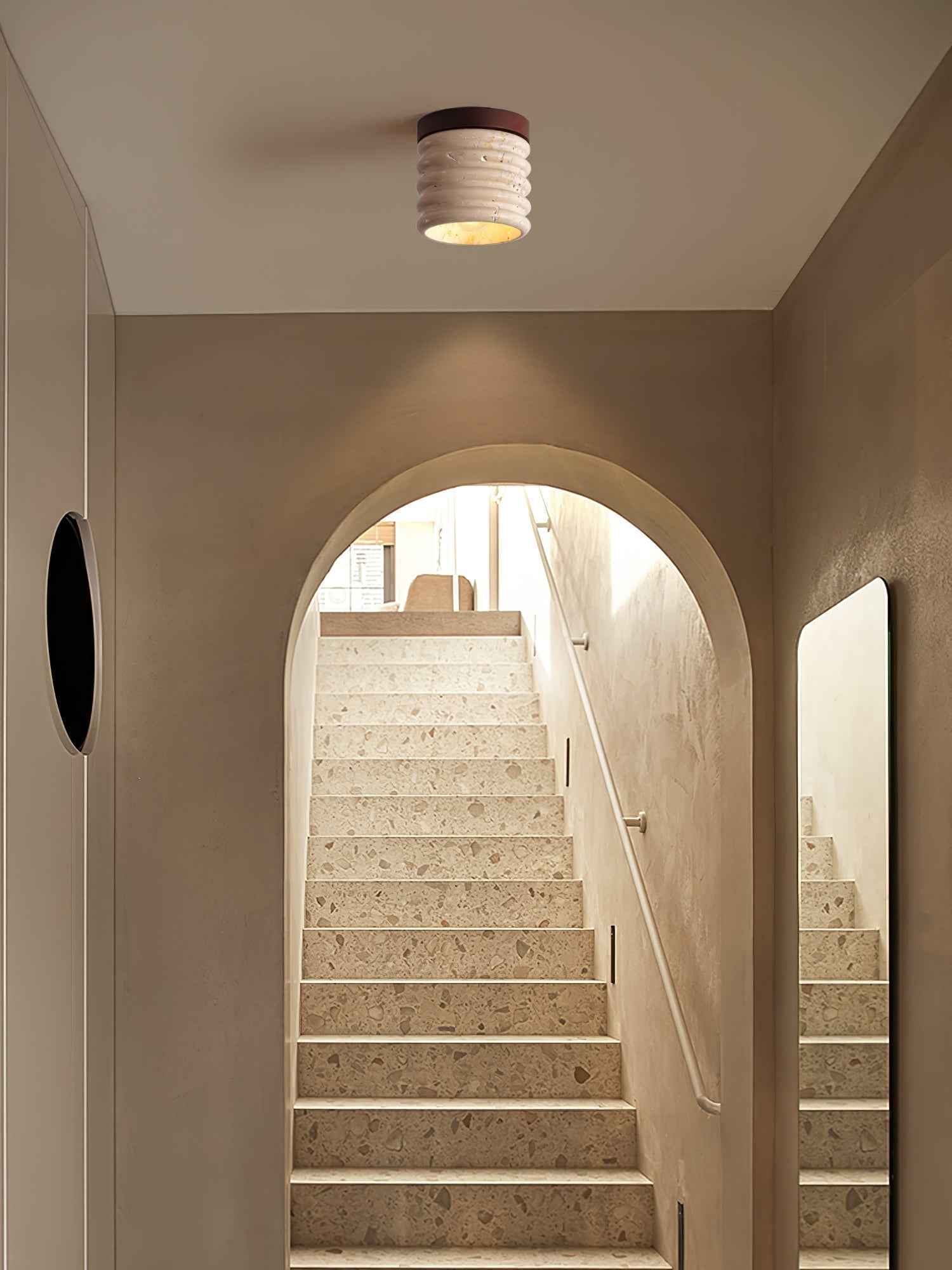 Lampe Vomaran en Métal – Design Contemporain