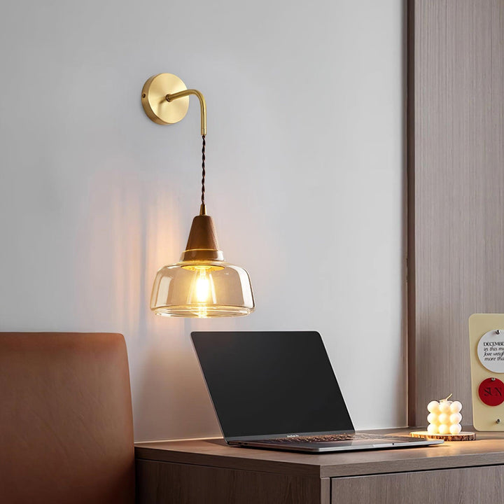 Applique Murale Ambre Verre Ombre Conique Noyer - Neutralighting