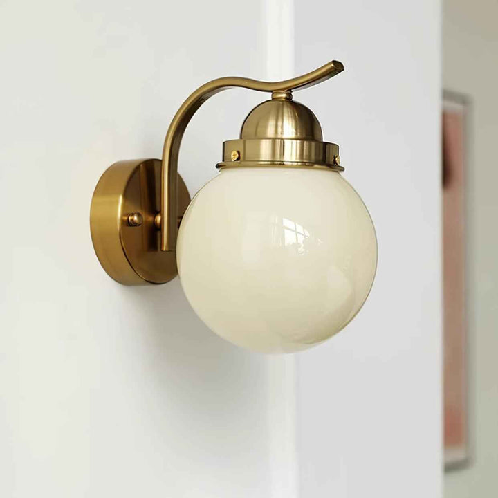 Lampe Saturn en Métal – Design Contemporain