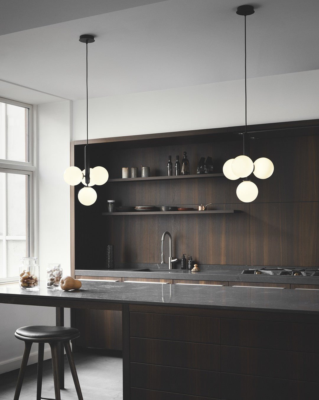 Azorila Suspension moderne minimaliste en laiton et verre - Neutralighting
