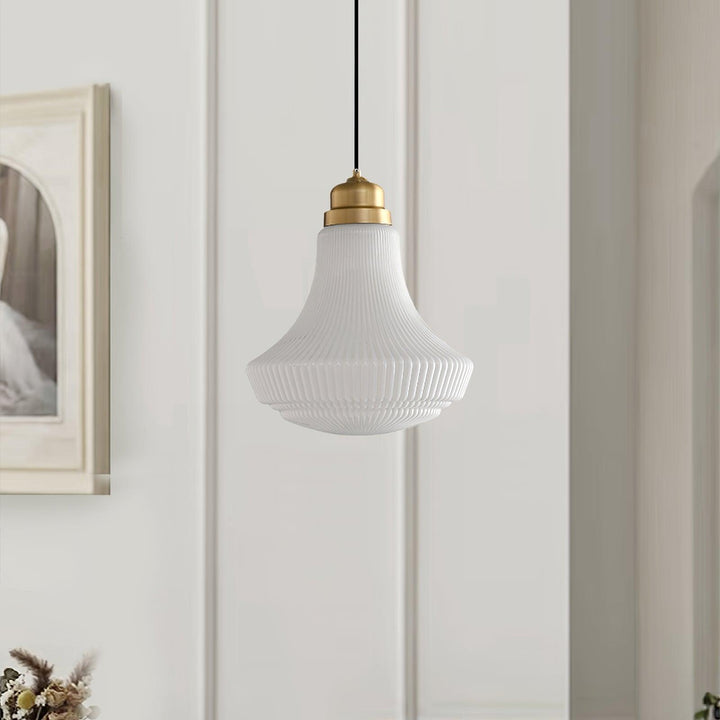 Solara Suspension en Verre Opale Canneleur Cloche Laiton Vintage - Neutralighting