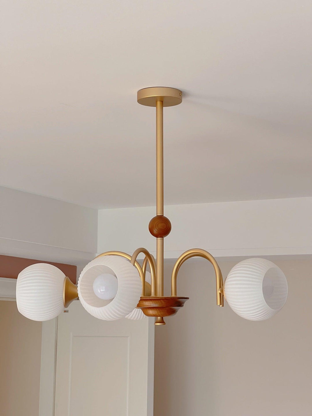 Lustra Chandelier Sculptural en Verre Canalisé - Neutralighting