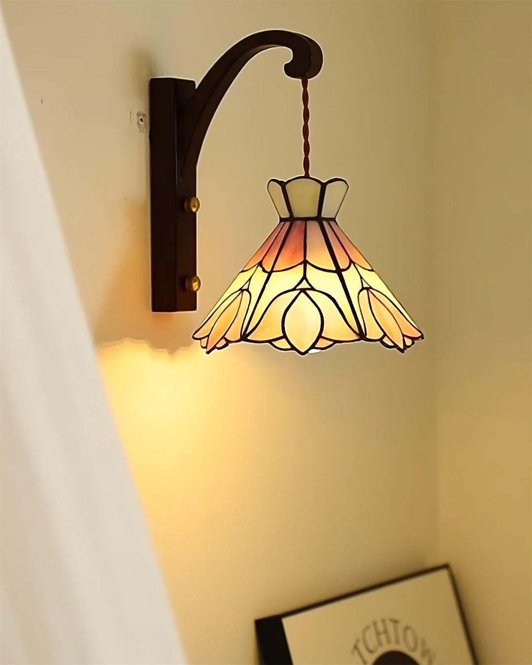 Applique Murale Tiffany Coloré Verre Floral Ombre Bois Support Ancien - Neutralighting