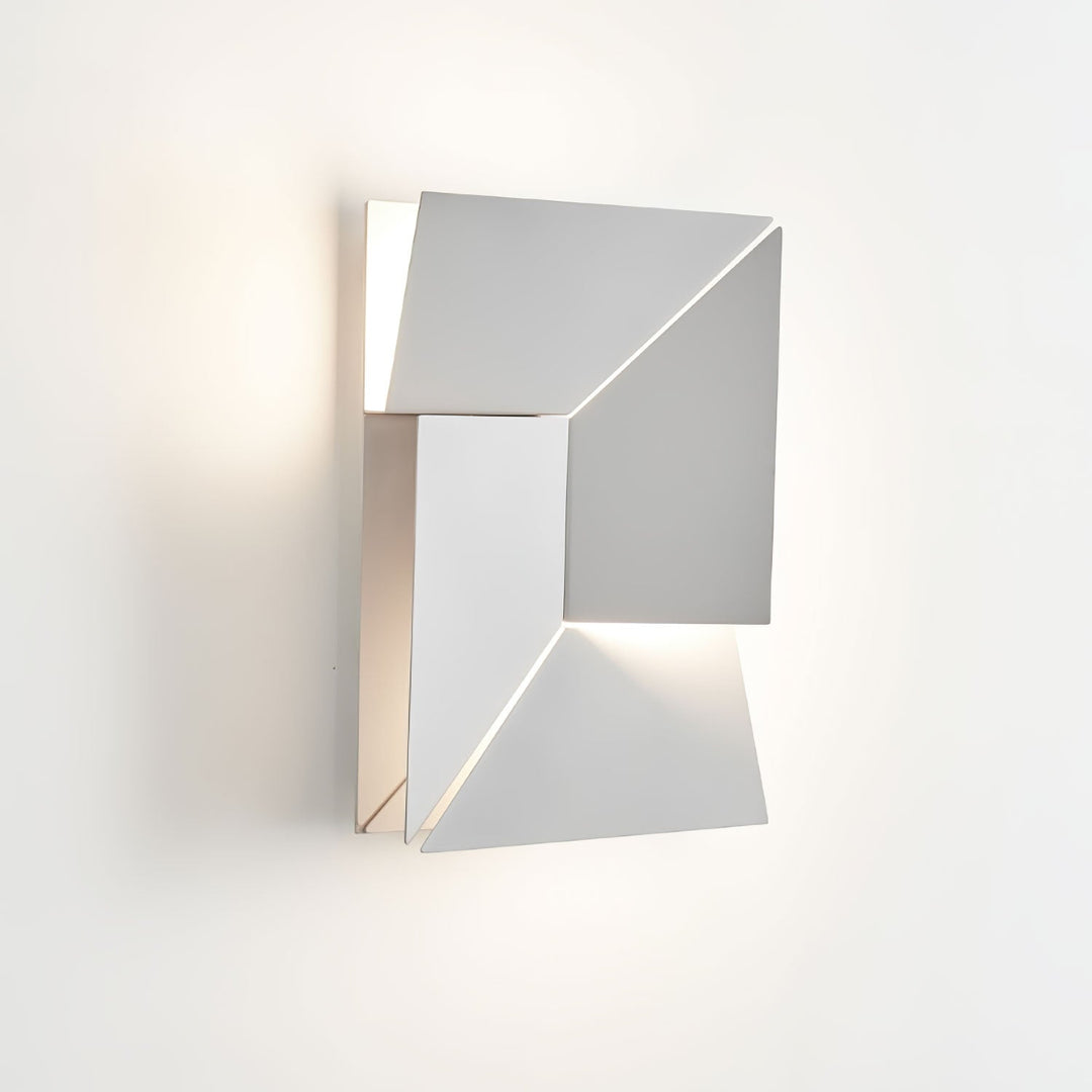 Arthaen Shadows Grand Sconce Wall lamp - Neutralighting