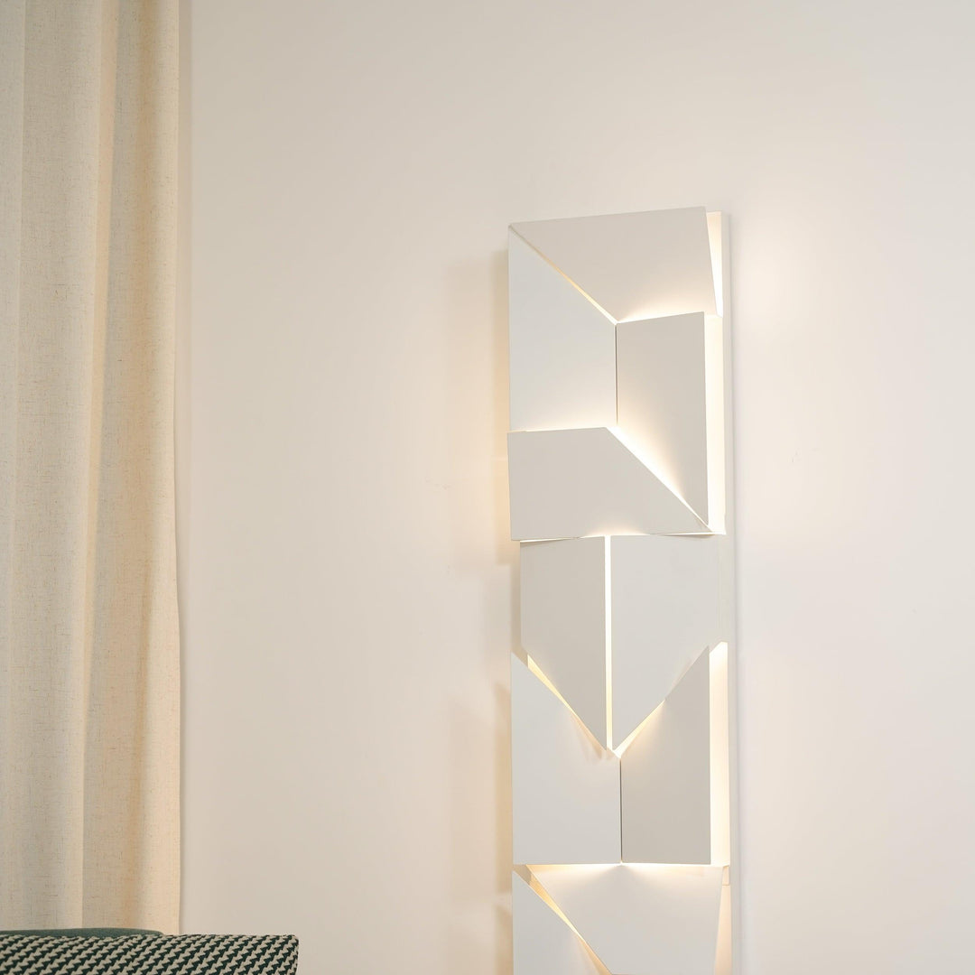 Arthaen Shadows Grand Sconce Wall lamp - Neutralighting