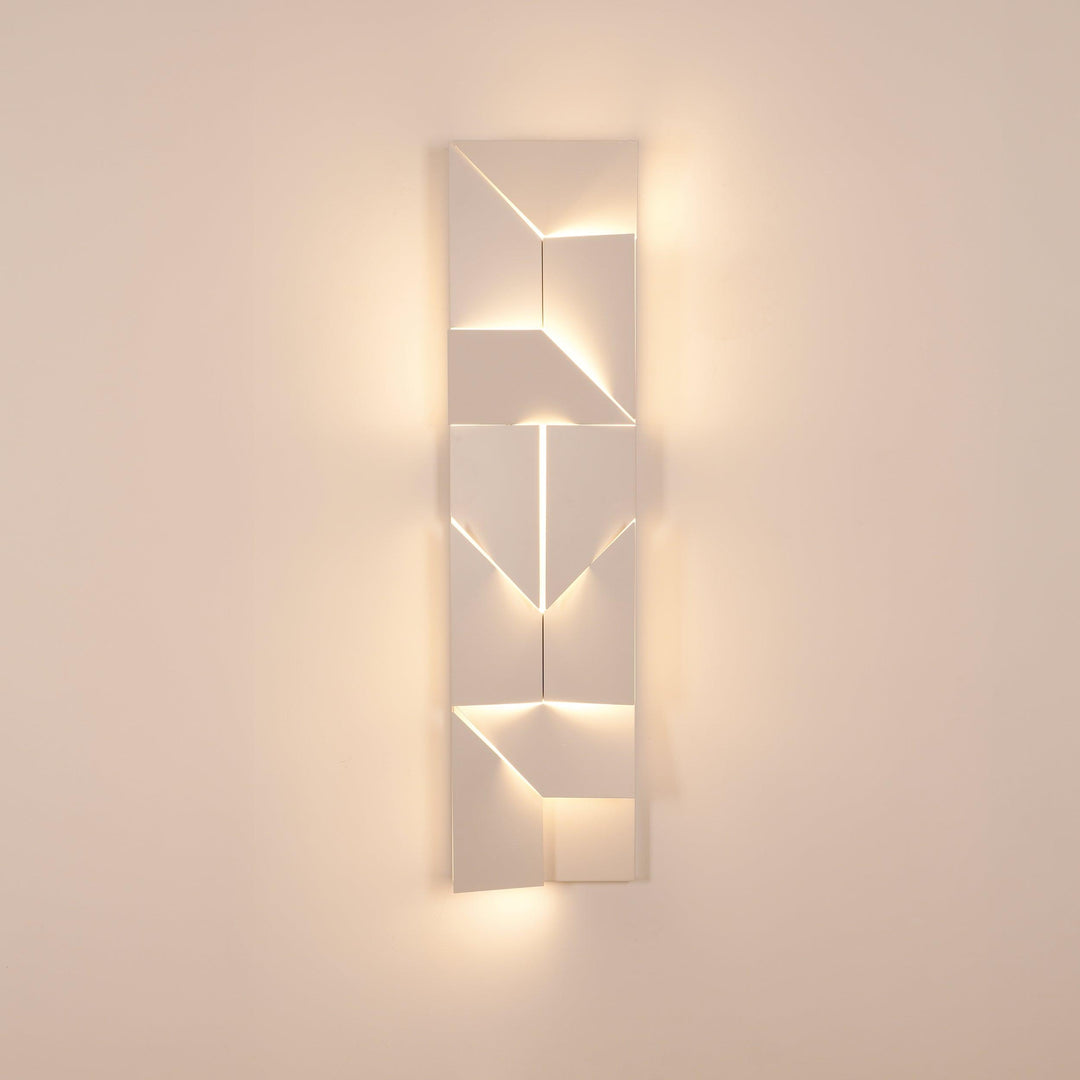 Arthaen Shadows Grand Sconce Wall lamp - Neutralighting