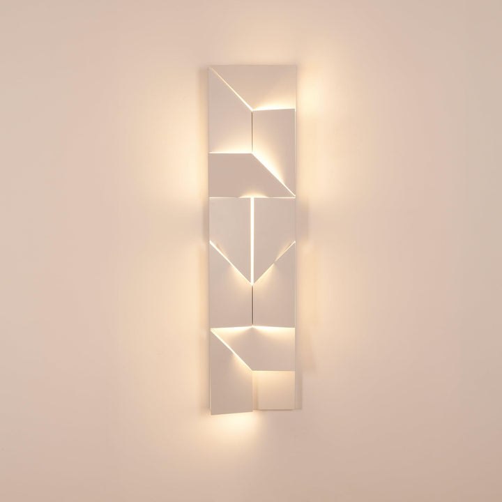 Arthaen Shadows Grand Sconce Wall lamp - Neutralighting