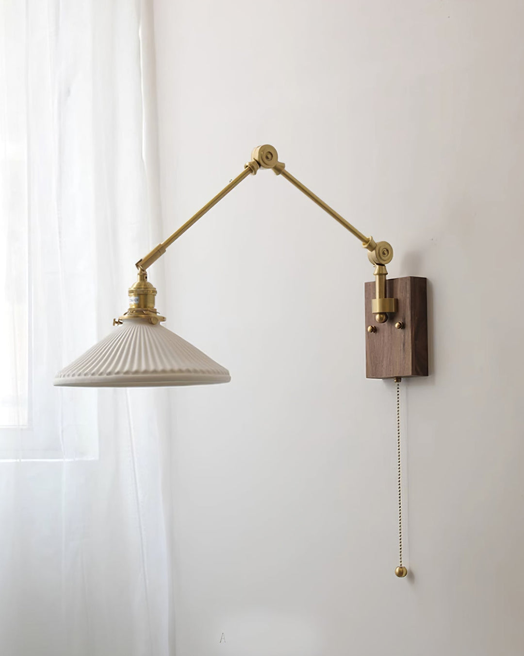 Sona Applique Murale Vintage en Noyer - Neutralighting