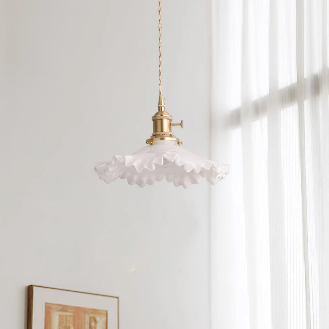 Iris Lampe Pendante Verre Abat-jour Volant Laiton - Neutralighting
