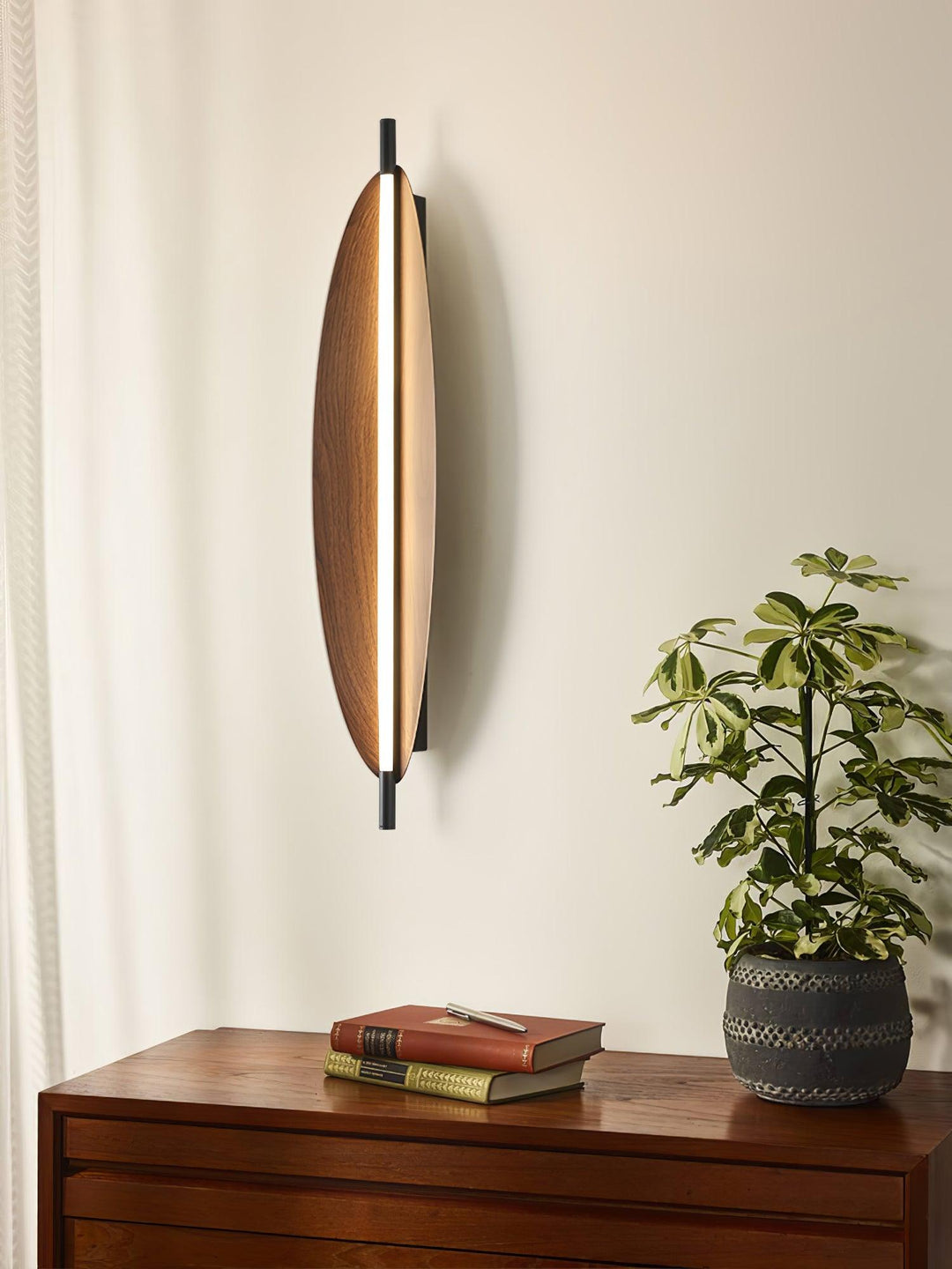 Orsoriel Applique Murale Moderne Minimaliste en Planche Élégante - Neutralighting