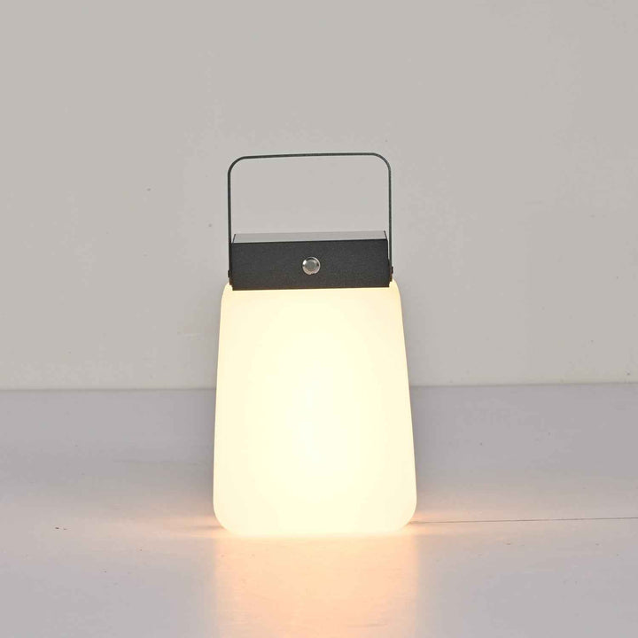 Lampe n en Acier – Design Contemporain