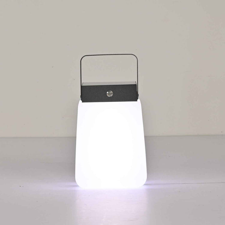 Lampe n en Acier – Design Contemporain