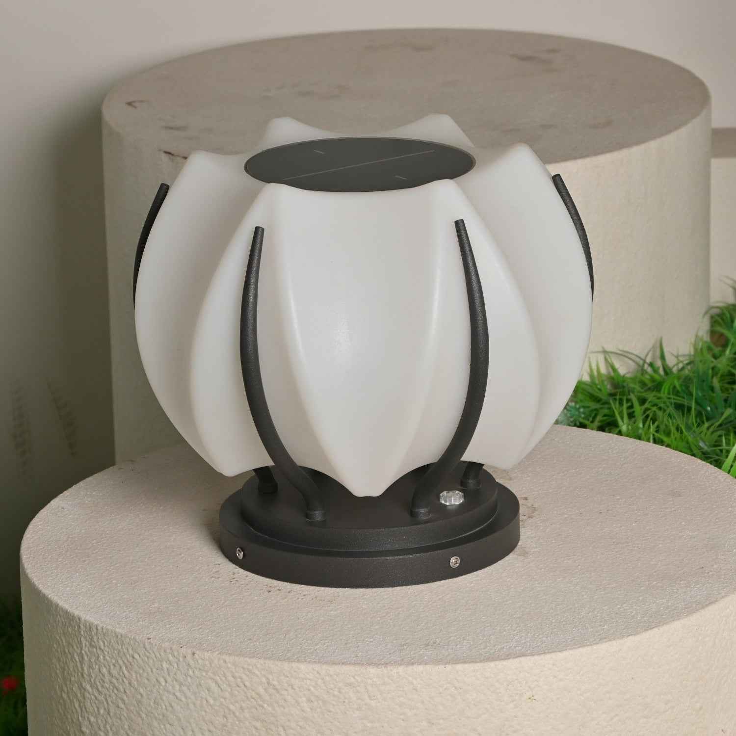 Lampe Leon en Acier – Design Contemporain