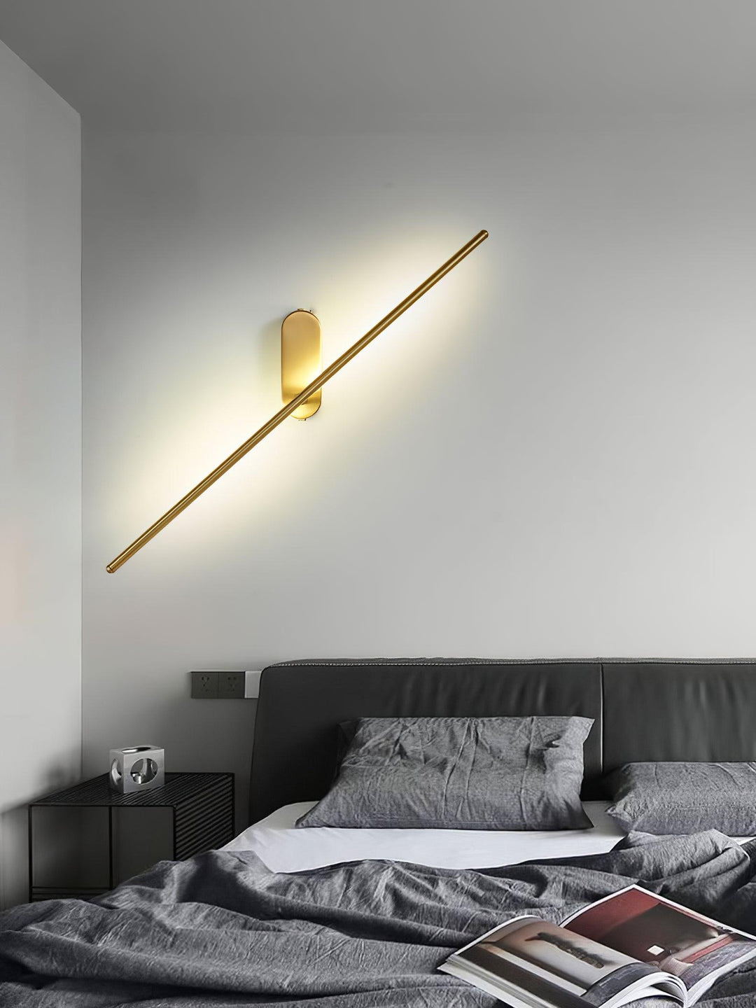 Marissa Applique Murale Bâton Laiton - Neutralighting