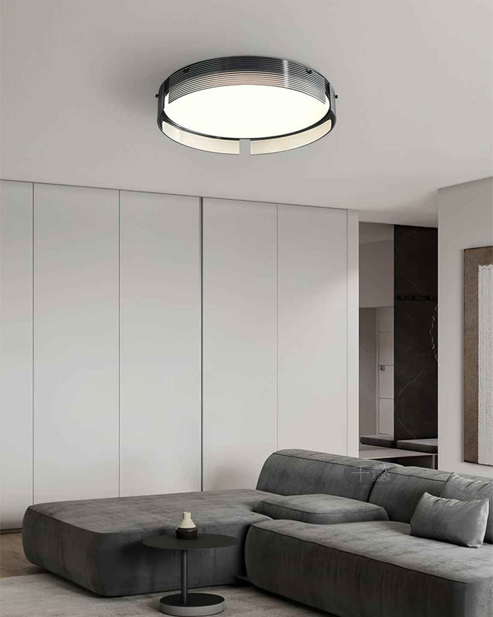 Lampe Stripe en Laiton – Design Contemporain