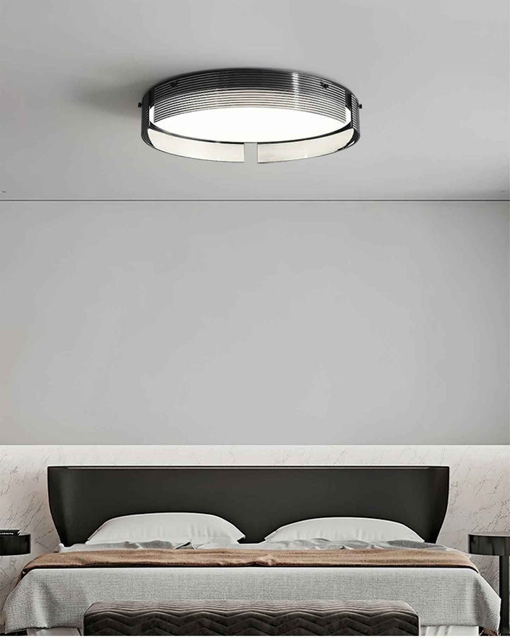 Lampe Stripe en Laiton – Design Contemporain