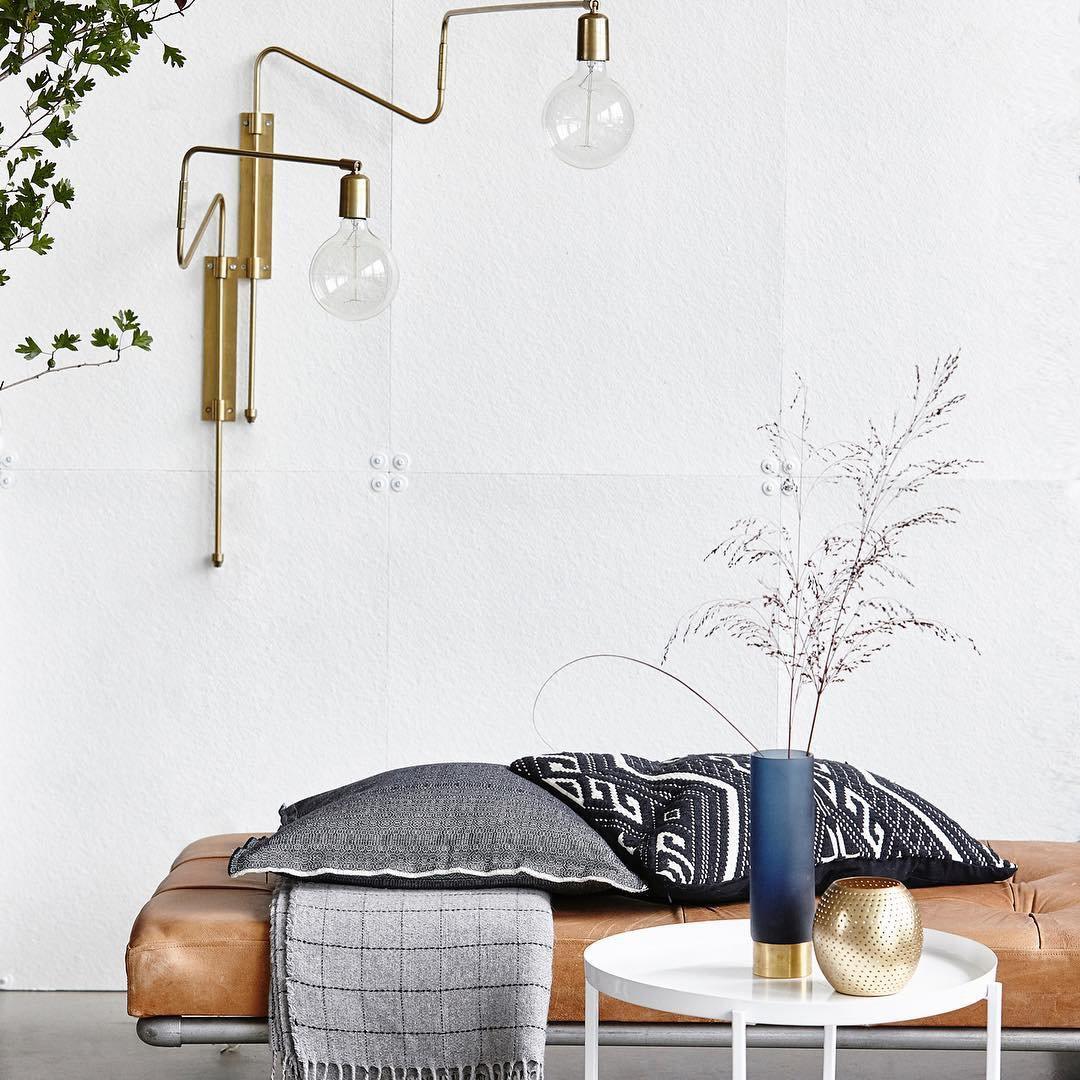 Elsoreth Modern Minimalist Swing Wall Lamp - Neutralighting