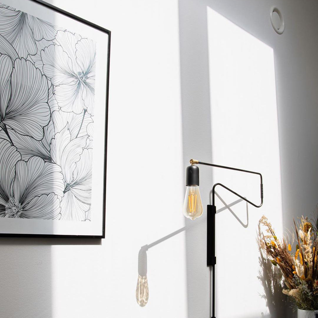Ersora Moderne Minimaliste Balançoire Plug-in Métal Applique Murale - Neutralighting