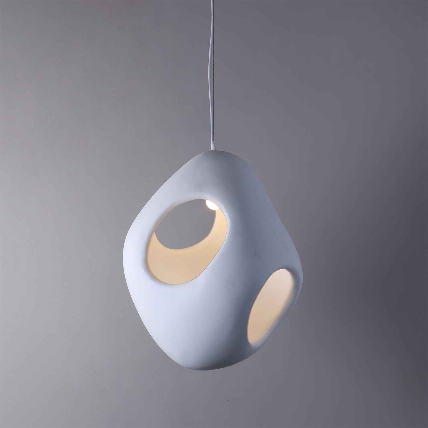 Lampe Ilshaos en Métal – Design Contemporain